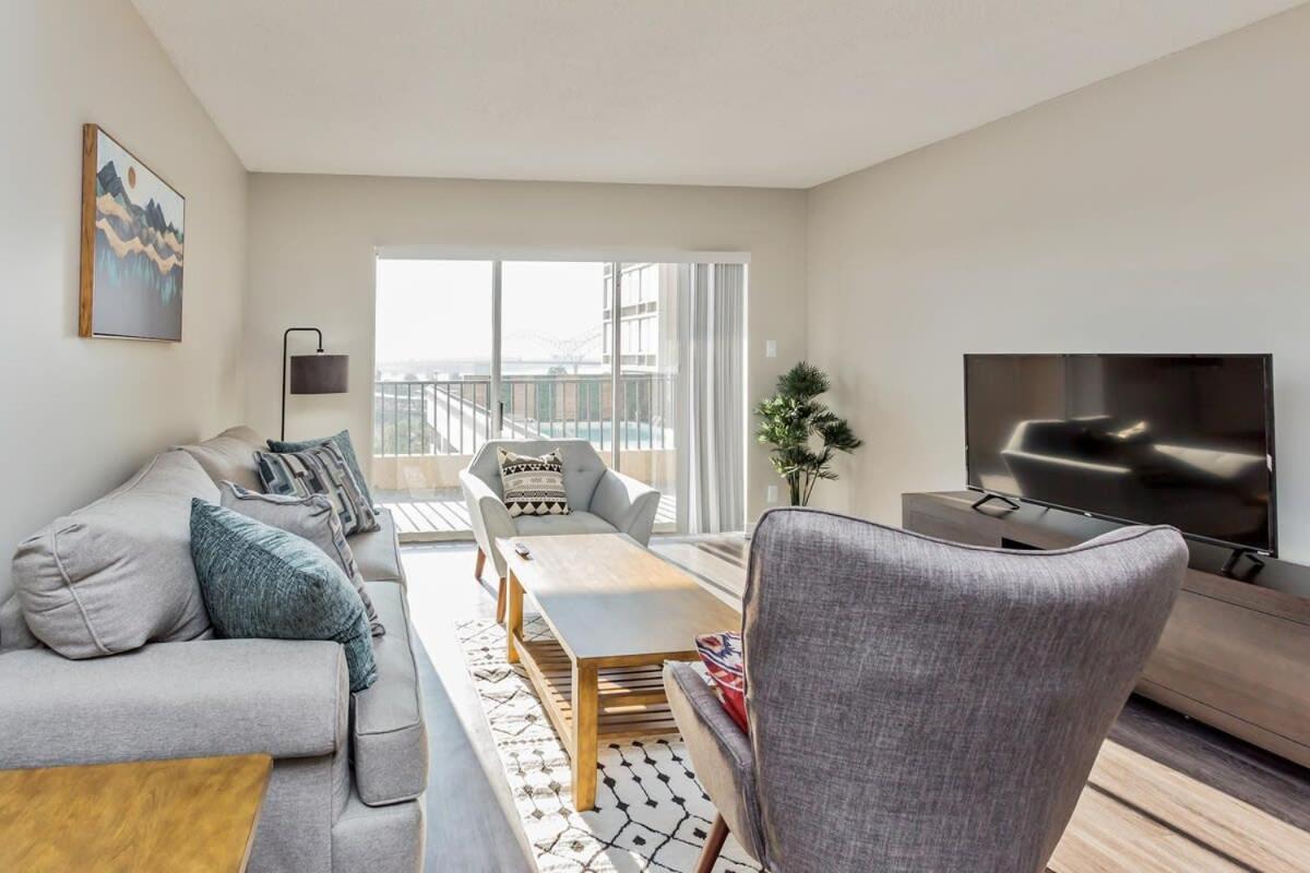 Bargain Memphis Apartment W Hdtv & Wifi ภายนอก รูปภาพ